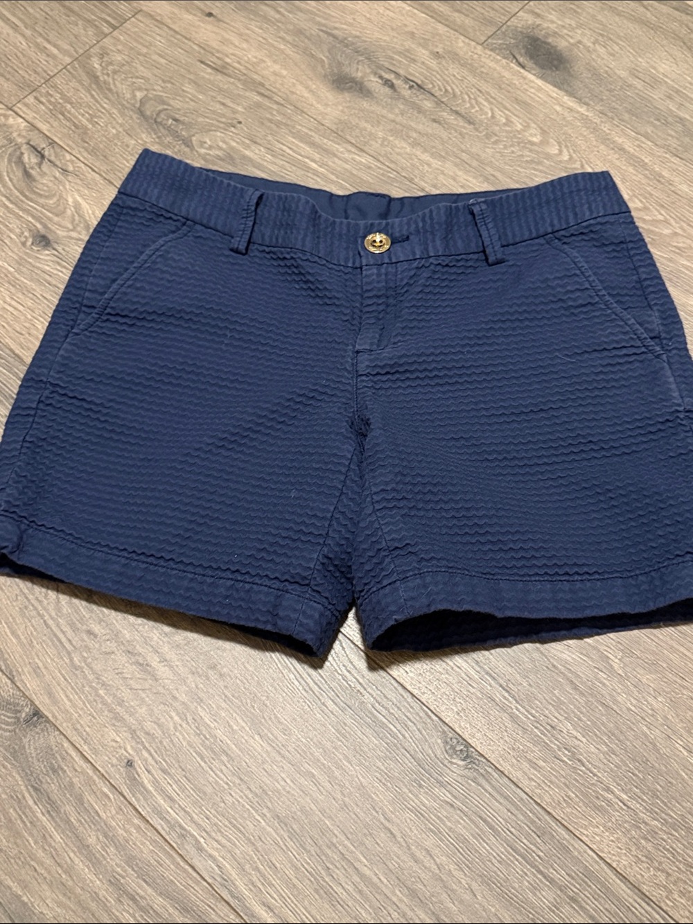 Lilly Pulitzer Navy Textured Cotton Bermuda Shorts size 4